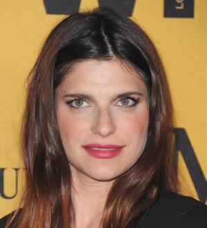 Lake Bell gives birth