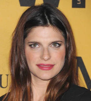 Lake Bell gives birth