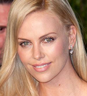 Charlize Theron desperate to have a baby