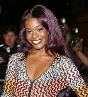 Azealia Banks apologizes for using homophobic slur in Twitter row