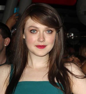 Dakota Fanning hates dating