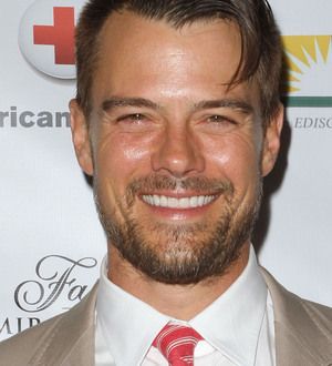 Josh Duhamel offers movie set visit for charity competition