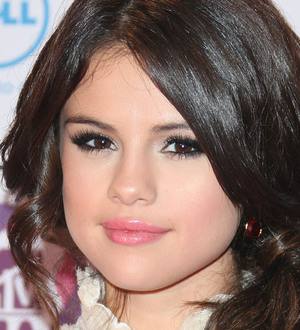 Selena Gomez 'stalker' asks for permanent restraining order