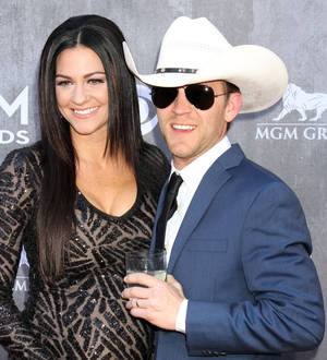 Justin Moore welcomes third child