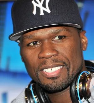 50 Cent helps Floyd Mayweather, Jr. celebrate fiancee's birthday