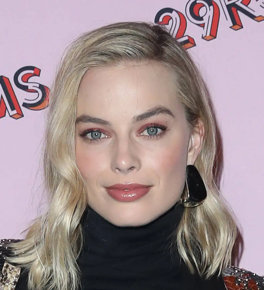 Margot Robbie: 'Hollywood women are really bonding over #MeToo movement'