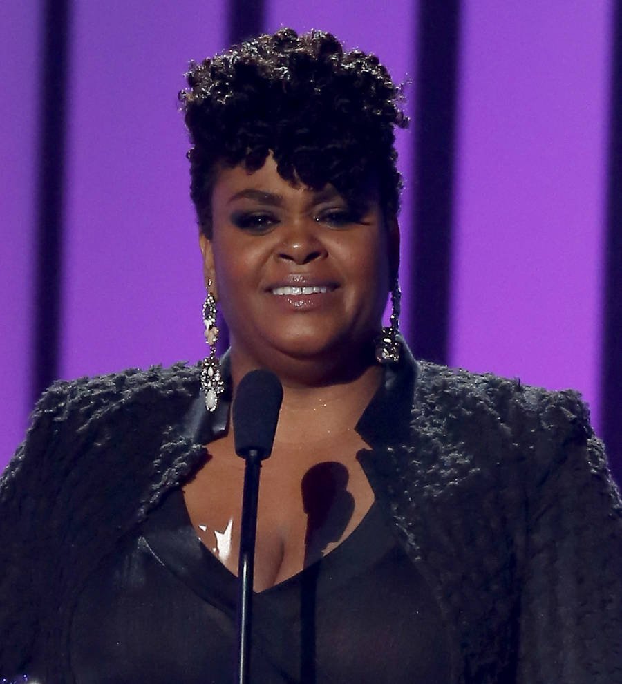 Jill Scott has big night at Soul Train Awards