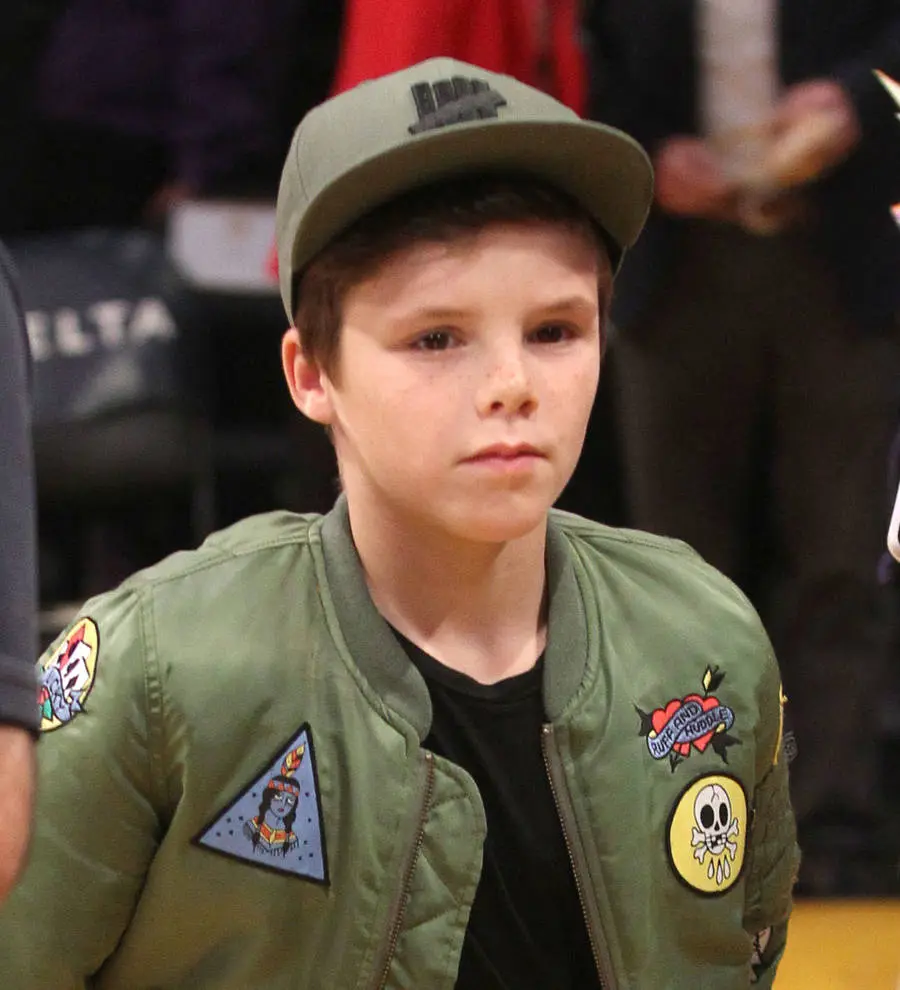 Cruz Beckham signs with Justin Bieber's manager