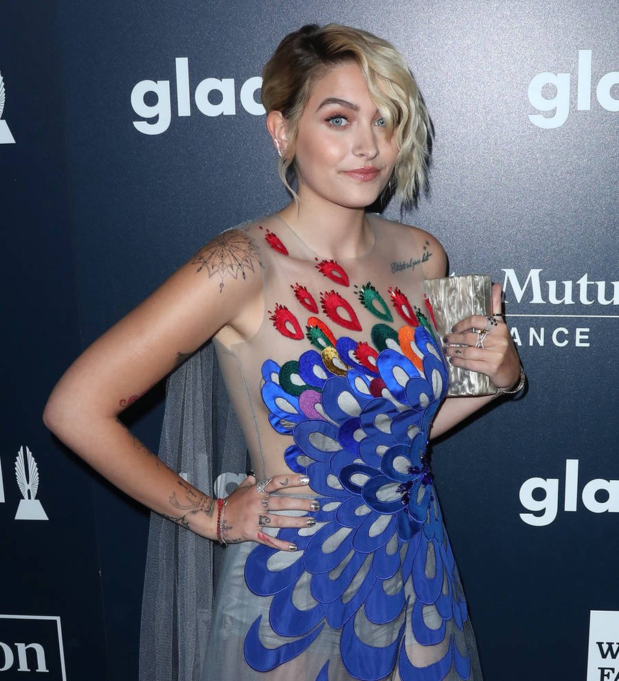 Paris Jackson praying for dog after opossum attack