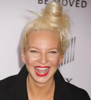 Sia recruits Heidi Klum for new video