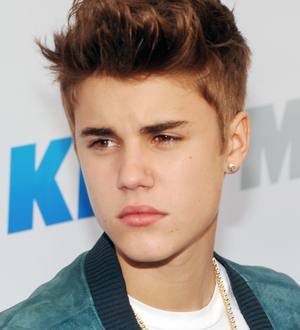 Justin Bieber has fear of 'dirty hands'