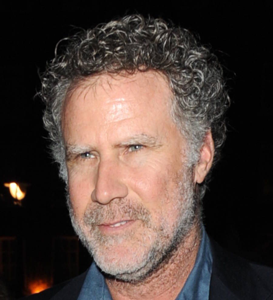 Will Ferrell surprises student with 0,000 check for college