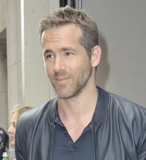 Ryan Reynolds refuses to give up Broadway dream