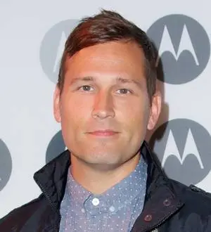 Kaskade's label executives sue YouTube sensation Michelle Phan