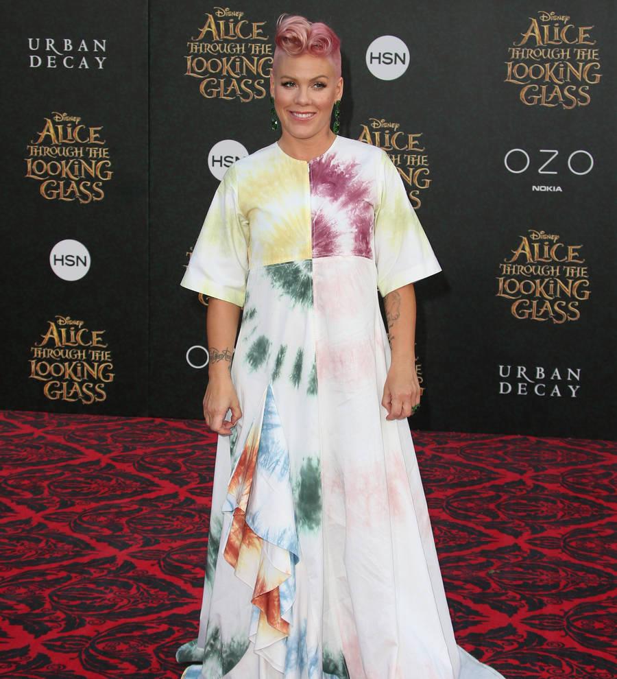 Pink regrets using heaps of profanities on new album