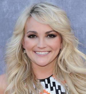 Jamie Lynn Spears seen breaking up brawl in footage