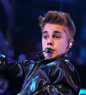 Justin Bieber launches online treasure hunt