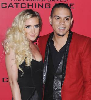 Ashlee Simpson and Evan Ross wed