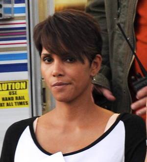 Halle Berry launching TV production company