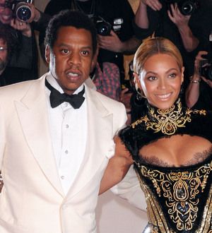 Beyonce joins Jay-Z onstage to close Brooklyn residency
