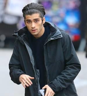 Zayn Malik goes house-hunting with fiancee