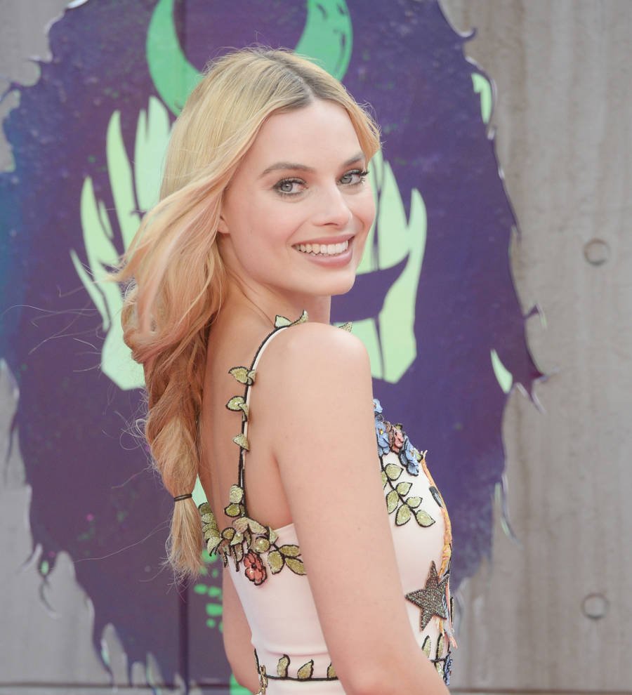 Margot Robbie in talks for Peter Rabbit movie