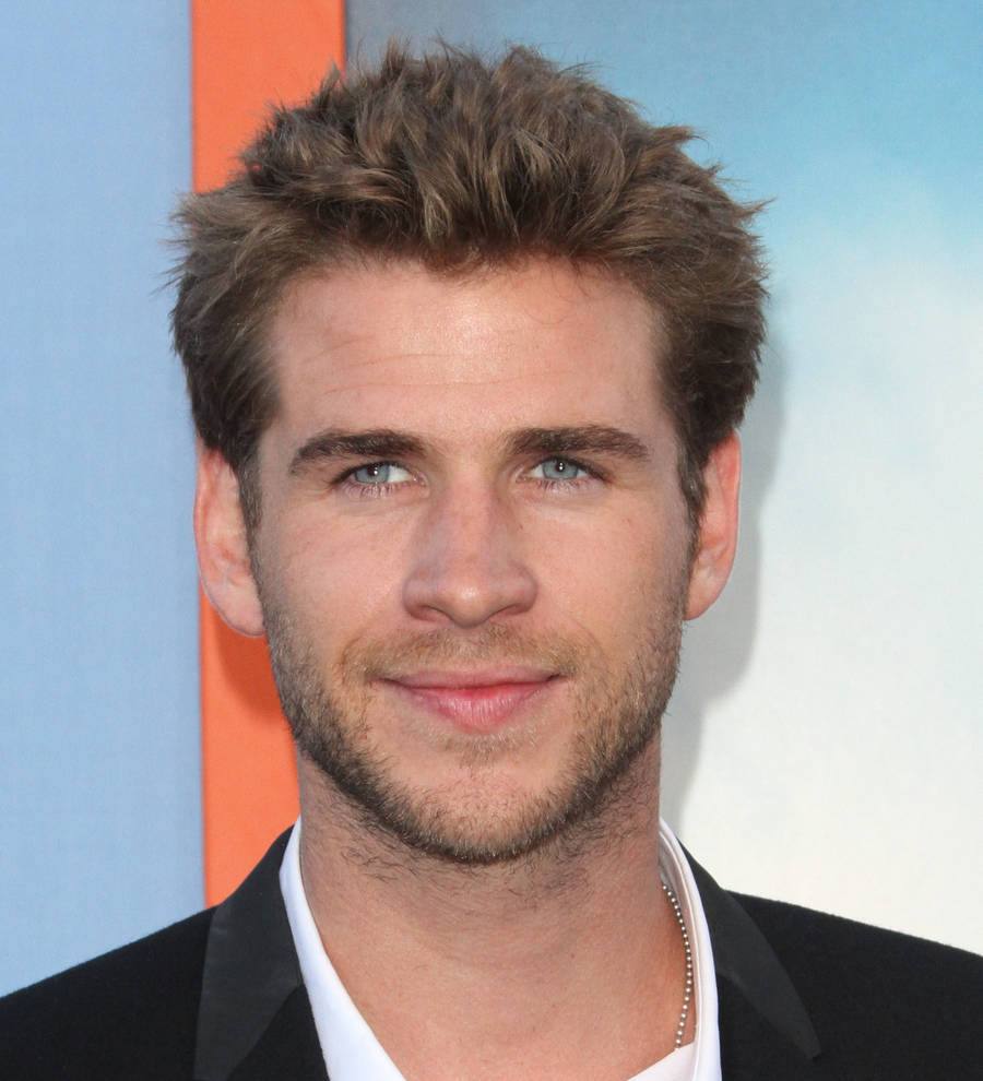 Liam Hemsworth goes vegan