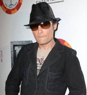 Corey Feldman frisked by police during 'swatting' scare