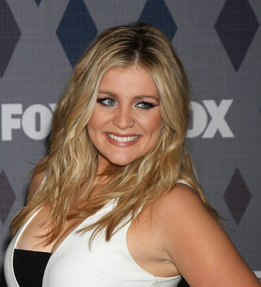 Lauren Alaina reveals bulimia battle