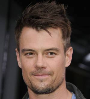 Josh Duhamel to host Nickelodeon awards
