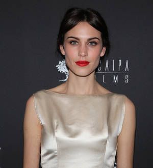 Alexa Chung bloodied and bruised after fall