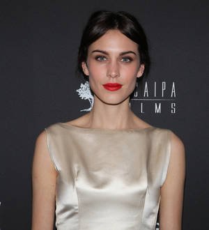 Alexa Chung bloodied and bruised after fall