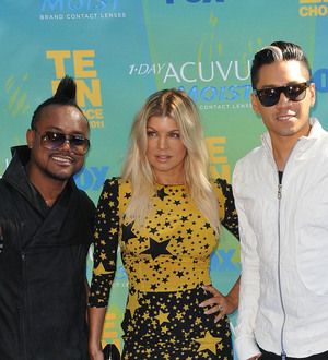 Black Eyed Peas join Michael Jackson show