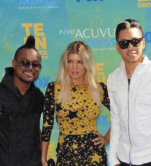 Black Eyed Peas join Michael Jackson show