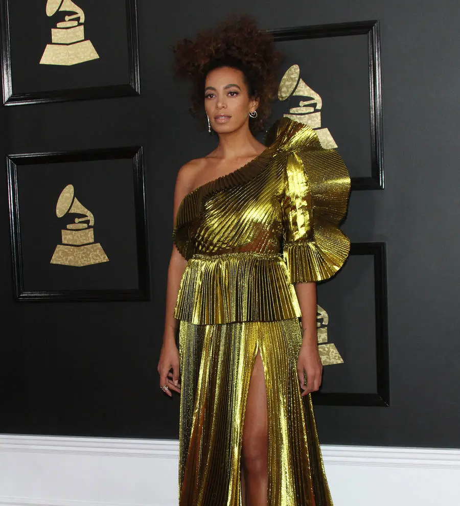 Solange adds extra show to raise funds for hurricane victims in her native Houston