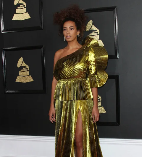 Solange adds extra show to raise funds for hurricane victims in her native Houston
