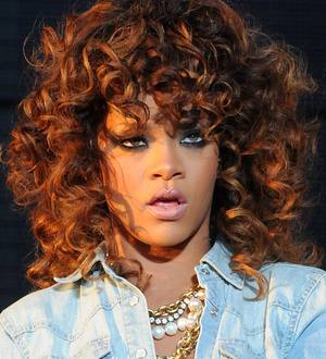 Rihanna shows off tour footage in new video
