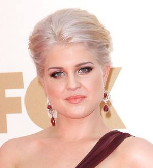 Kelly Osbourne boycotts Southwest over lesbian kiss fracas