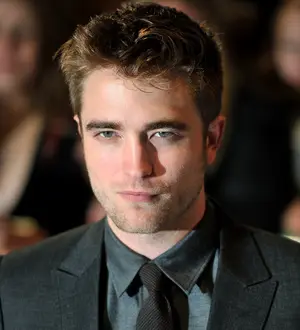 Robert Pattinson lands E! Celebrity of the Year again