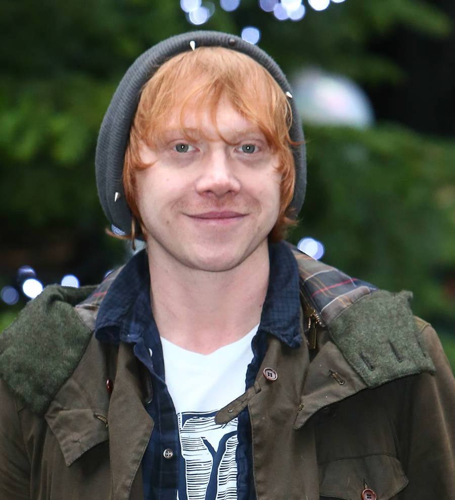 Rupert Grint blocks out Harry Potter kiss with Emma Watson