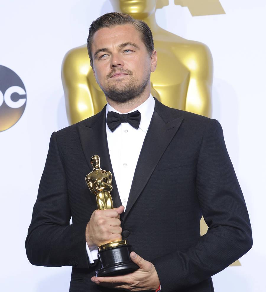 Leonardo DiCaprio 'overwhelmed' by fans' Oscars support