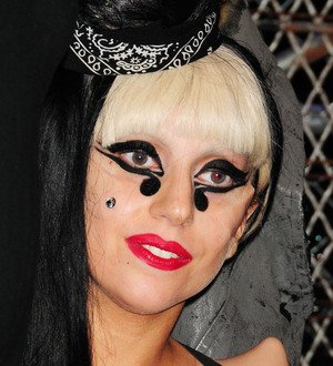 Lady Gaga eats Letterman's script