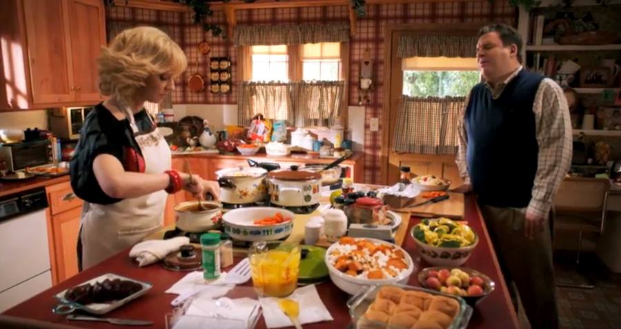 5 Great TV Show Thanksgiving Specials!
