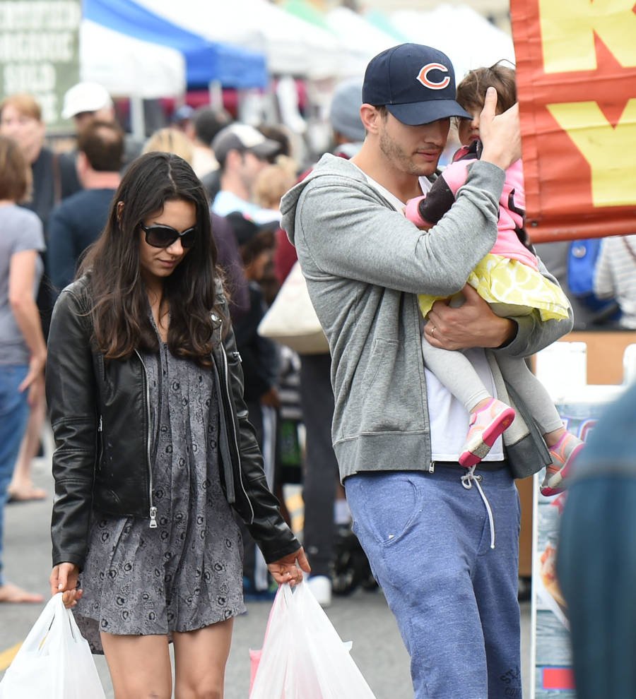 Ashton Kutcher pays tribute to wife Mila Kunis in emotional speech