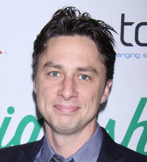 Zach Braff thanks fans after crowdsourcing film succeeds at Sundance