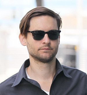 Tobey Maguire & Leonardo DiCaprio avoid court battle over poker cash