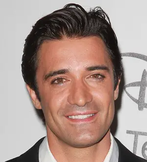 Gilles Marini to carry on Dancing after injury