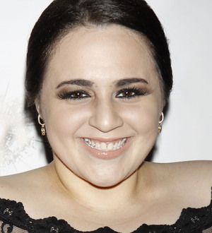 Nikki Blonsky hired for part-time work in salon
