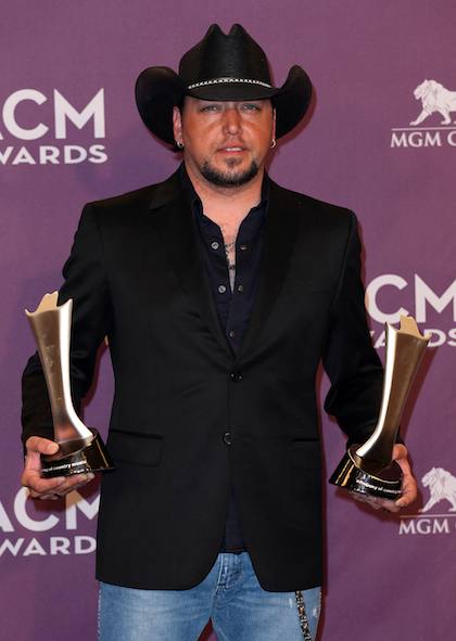 7 Country Crossover Artists To Get You Toe-Tappin' & Boot-Scootin'!