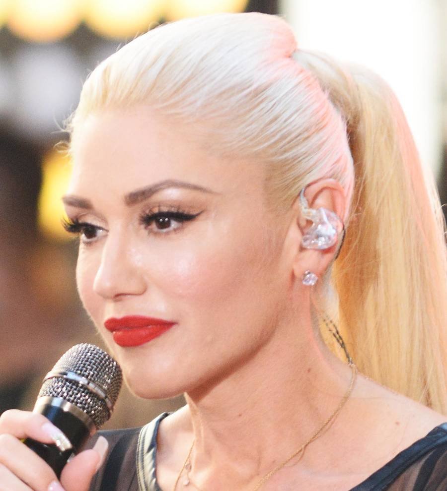 Gwen Stefani becomes the new face of Revlon